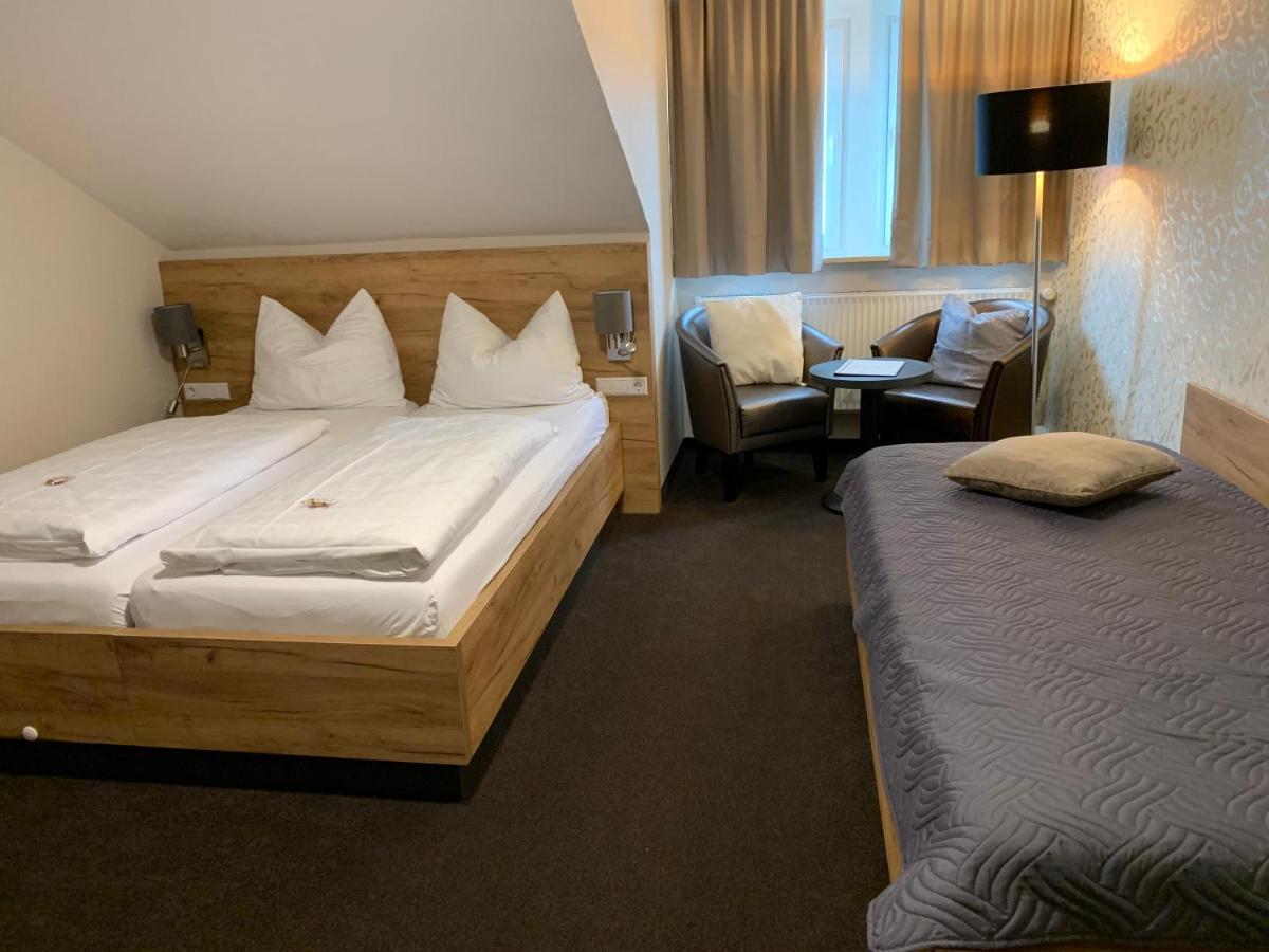Hotel & Gutsgasthaus Koeberle Линдау Экстерьер фото